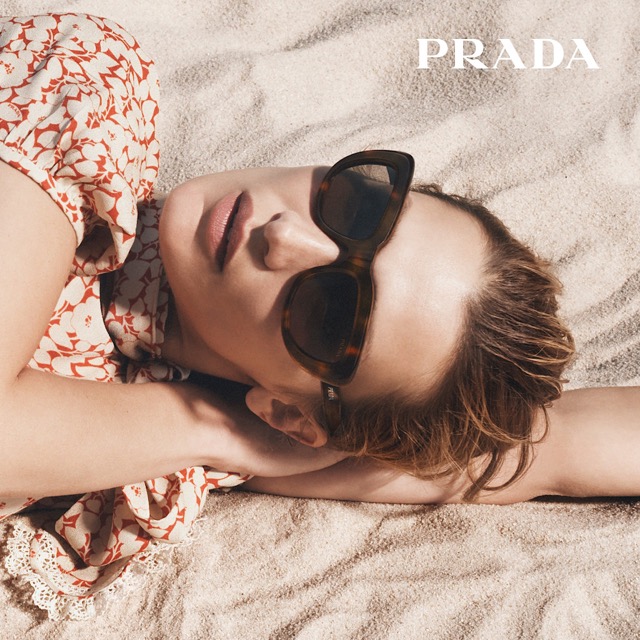 PR_26_Campaign_MAYISSUE26Eyewear_Photo_Main_Derived_MI-ODS1_LOGO_1x1_72 - dimensioni medie